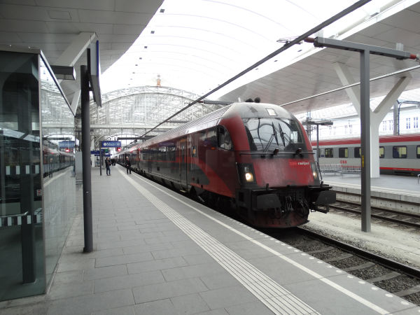 at-oebb-railjet-salzburg-140318-full.jpg