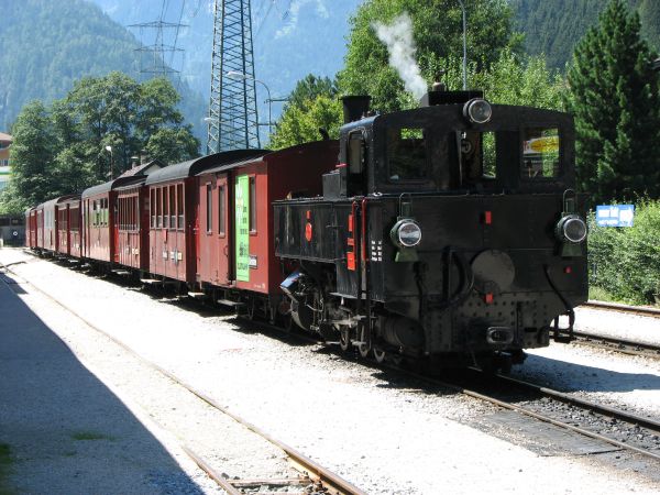 at-zillertalbahn-3-jenbach-300318-bengthalme-pic2-full.jpg