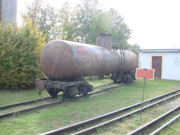lv-banitis-oil_wagon-gulbene-250908-full.jpg